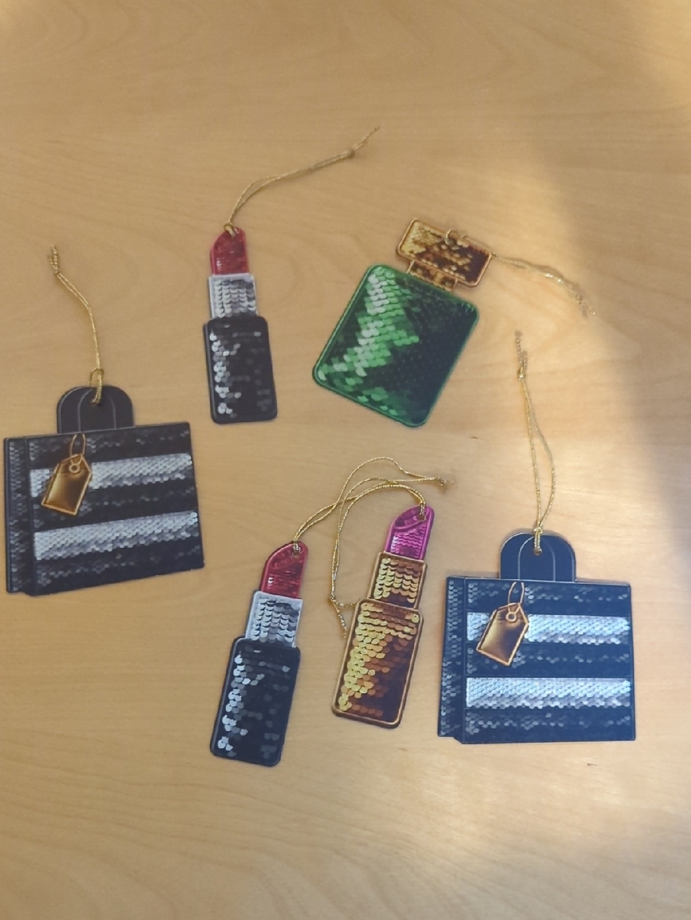 Sephora  Gift Tags with Gold Strings